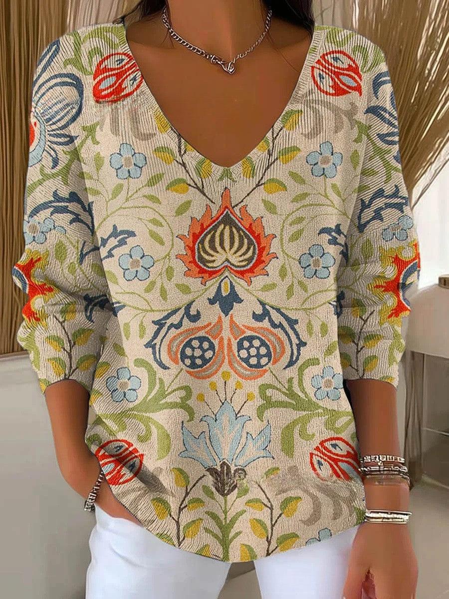 Alice | Elegant V-Neck Knit Essential